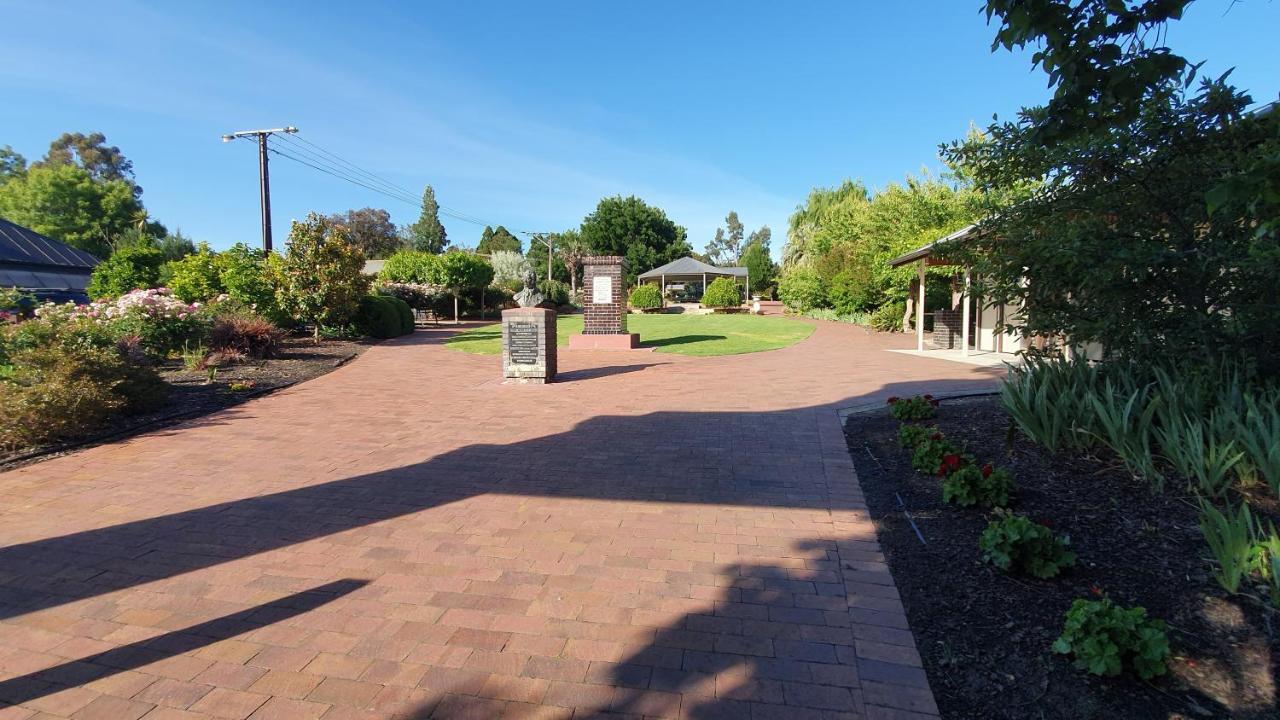 Amble At Hahndorf Bed & Breakfast Exterior photo